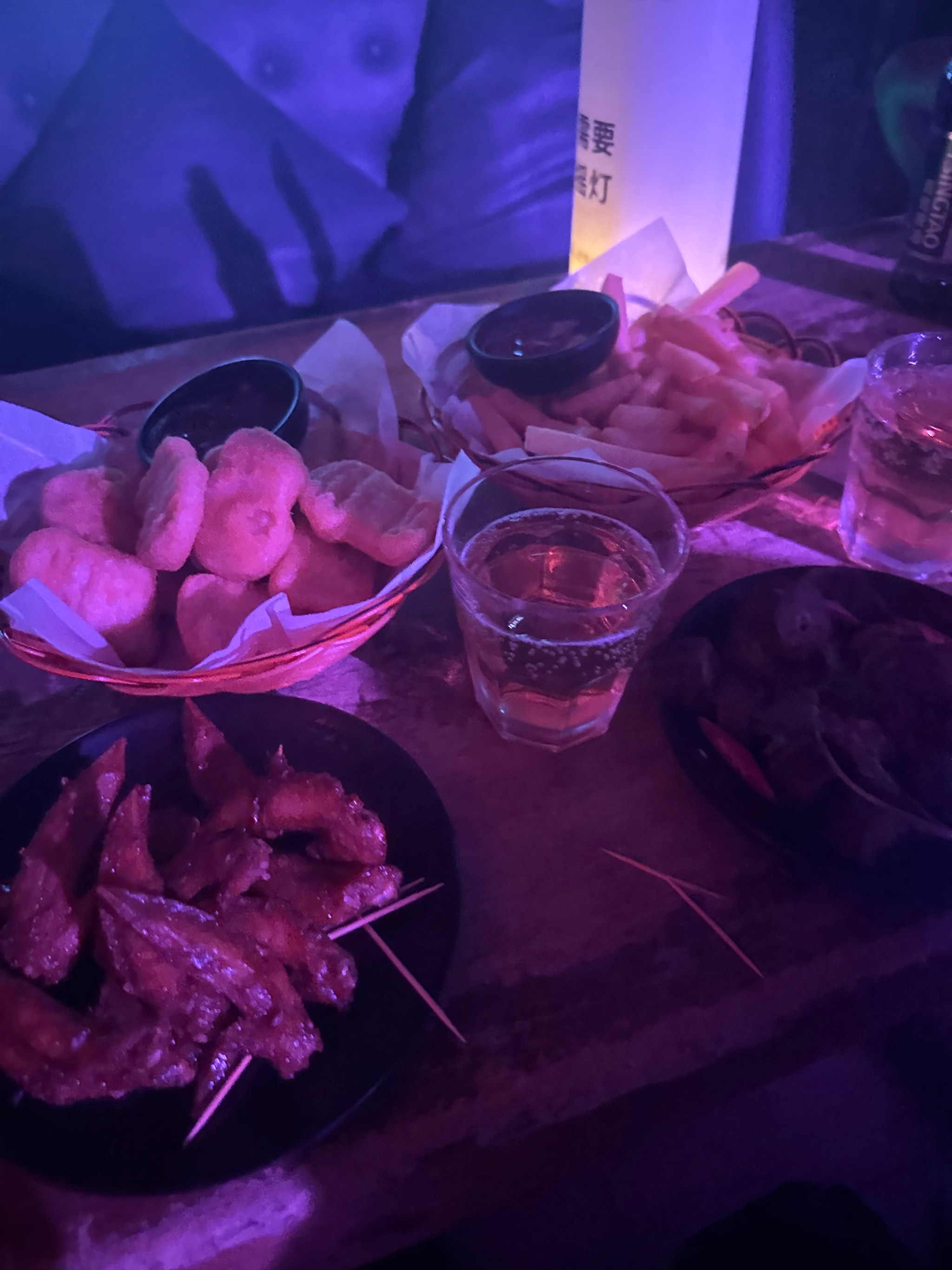 信阳商务KTV预订指南-新县ktv预订